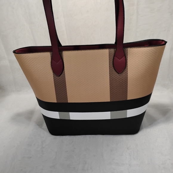 Deluxity Tote Vegan Leather NWT - Picture 3 of 11